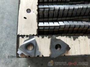 刀片濕式噴砂機四川硬質(zhì)合金刀具噴砂機